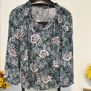 LOFT Green Graphic floral Blouse